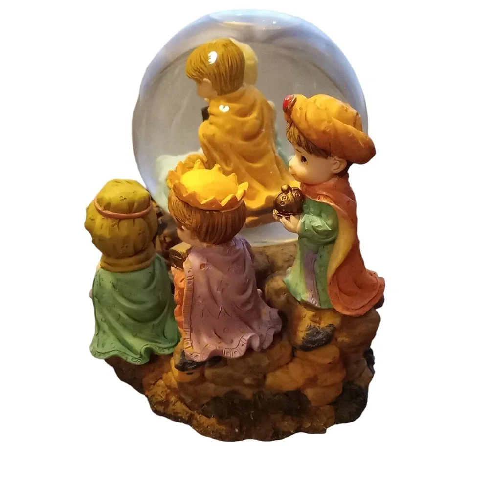 Vtg Christmas Nativity Childlike Figures Manger Scene Plays Silent Night READ